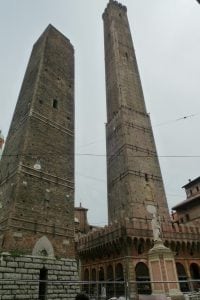 Bologna Asinelli Garisenda towers