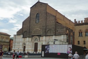 Bologna Bazilica San Petronio Maggiore square