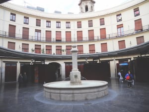 Plaza Redonda fountain